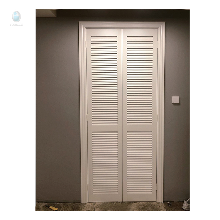 Commercial Kitchen Interior Design - Nowoczesne wnętrze z drewnianymi żaluzjami składanymi,